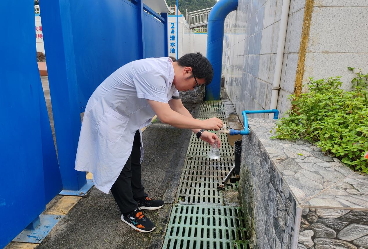 劍河水務(wù)公司開展水質(zhì)污染應(yīng)急演練